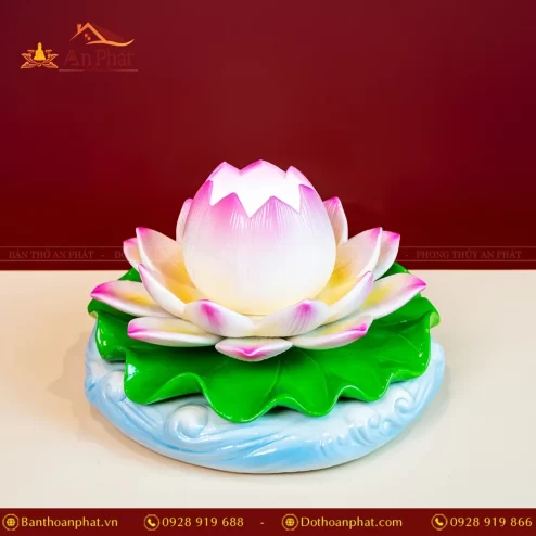 Đèn thờ hoa sen Đài Loan
