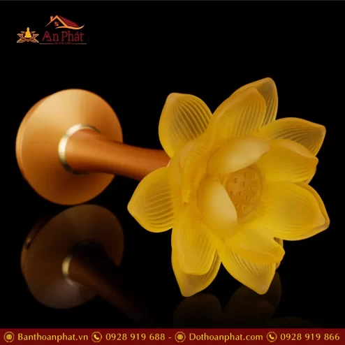den tho luu ly hoa sen chan dong vang cao 55cm dtd137800012