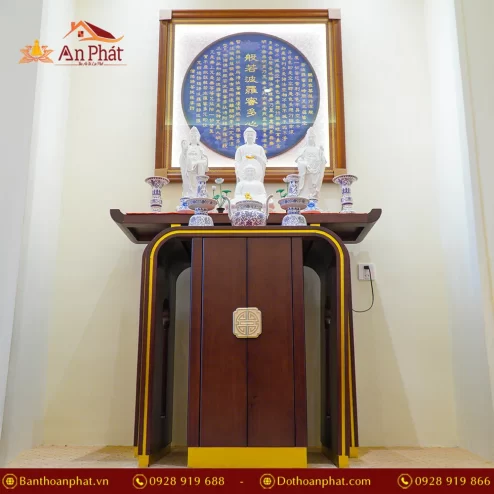 Bàn thờ gỗ Cẩm viền vàng màu nâu đỏ BT8710 An Phát