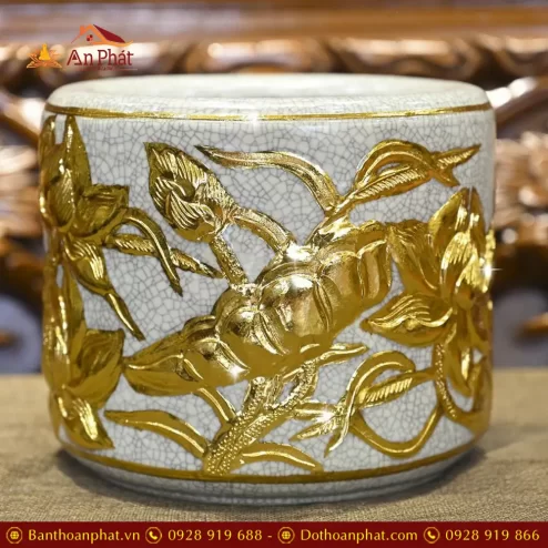 bat huong dat vang men ran hoa sen dap noi bat trang dt68900003