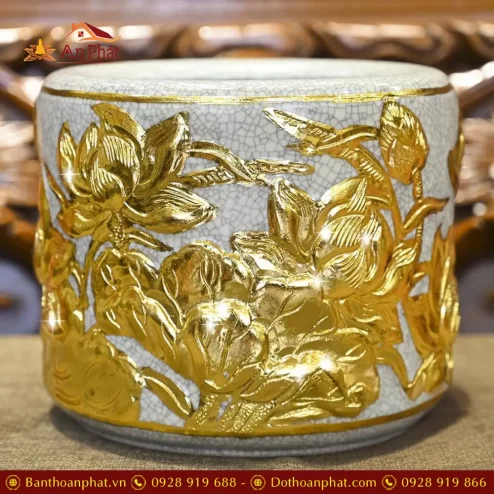 bat huong dat vang men ran hoa sen dap noi bat trang dt68900005