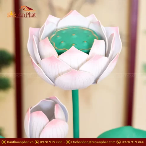 binh hoa sen dong binh vang canh xanh dtd1442 6