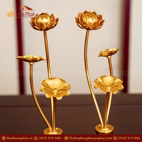 3 cành hoa sen bằng vàng