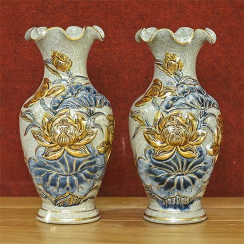 Lọ Hoa Gốm Sứ Bát Tràng Đắp Nổi Hoa Sen Vẽ Vàng DT710