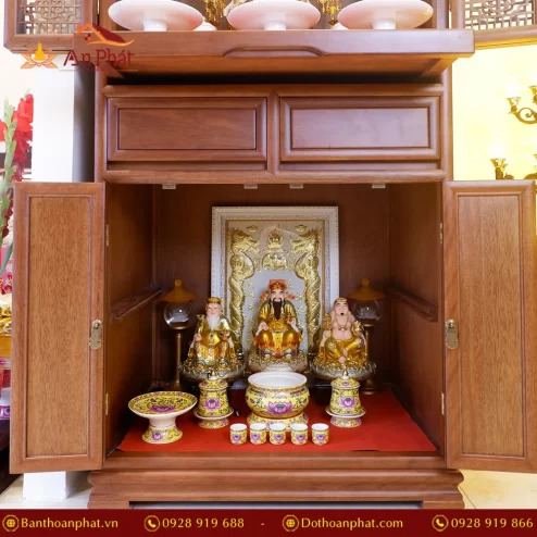 Tủ thờ - Bàn thờ nhập khẩu cao cấp có 2 màu Nguyên bản và Nâu đỏ