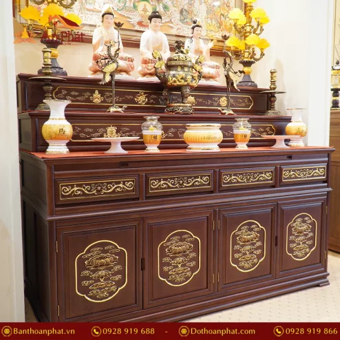 Mẫu bàn thờ tam cấp 3 tầng đẹp bằng gỗ Cẩm