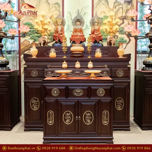 Trang Chủ 90 Bàn thờ gỗ Cẩm mẹ bồng con Dát vàng 24k màu nâu đỏ BT8725 An Phát