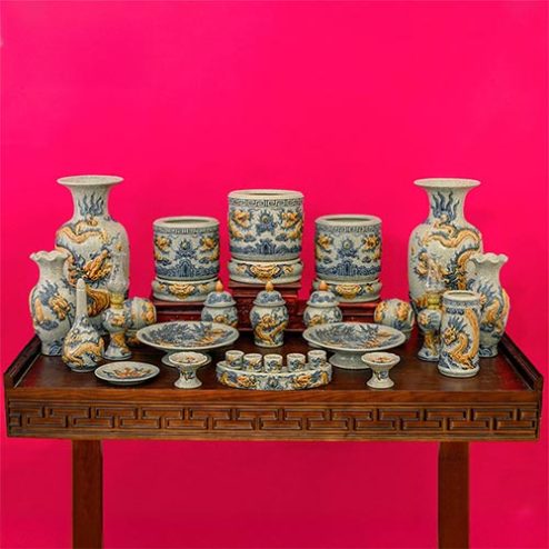 Bộ Đồ Thờ Gia Tiên Gốm Sứ Bát Tràng Đắp Nổi BDT120