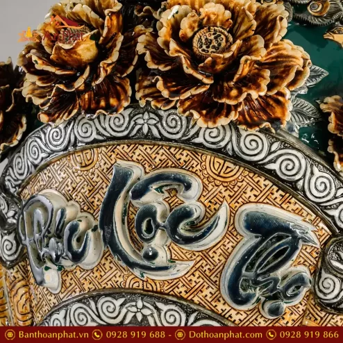 lo loc binh phuc loc tho kenh men mau xanh dap noi bat trang dt93200002