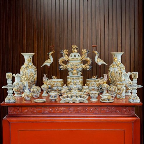 Bộ Đồ Thờ Thần Linh Gia Tiên Cao Cấp Vẽ Vàng Men Rạn Bát Tràng BDT154