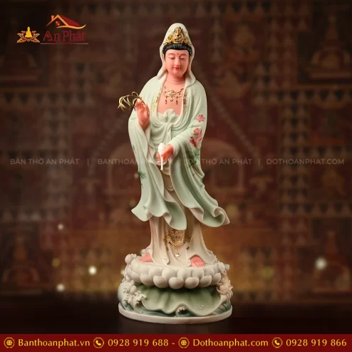 Tượng Phật bà Quan âm đứng đẹp bằng đá