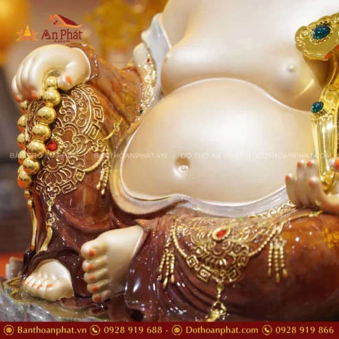 Tuong Di Lac ngoi dong toa Dai sen T2555 5