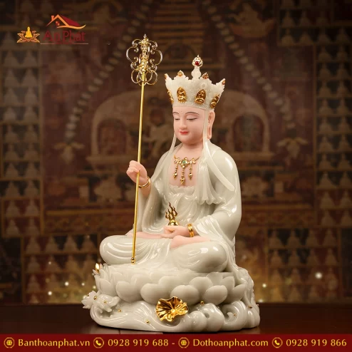 Tượng Địa Tạng Vương Bồ tát để bàn thờ