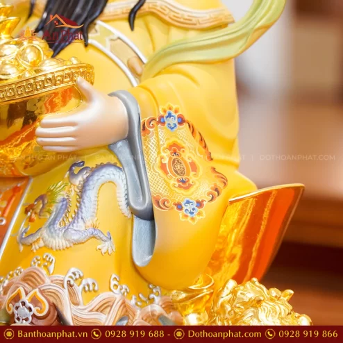 Tuong Than Tien Quan Loc Ngoi Dong Dat Vang 2477 8