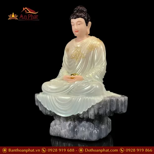 tuong bon su thich ca bot da xanh mo vien vang dang ngoi thanh dao t262200008