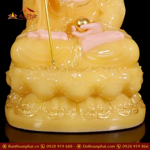 tuong dia tang vuong bo tat bot da thach anh vien vang dang ngoi cao cap t263900002