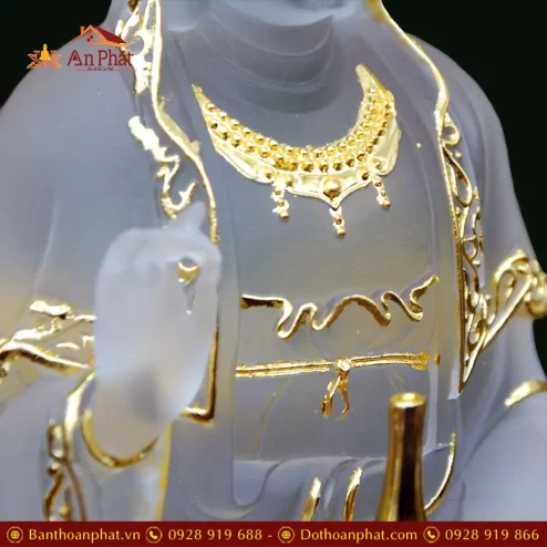 tuong phat ba quan am bo tat luu ly trang dang ngoi cao cap t257300004