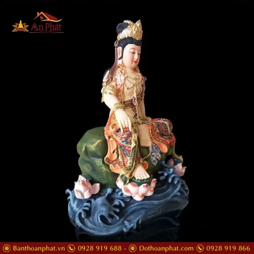 tuong phat ba quan am ngoi tu tai nam hai tu bi composite ve gam nhap khau t272500004